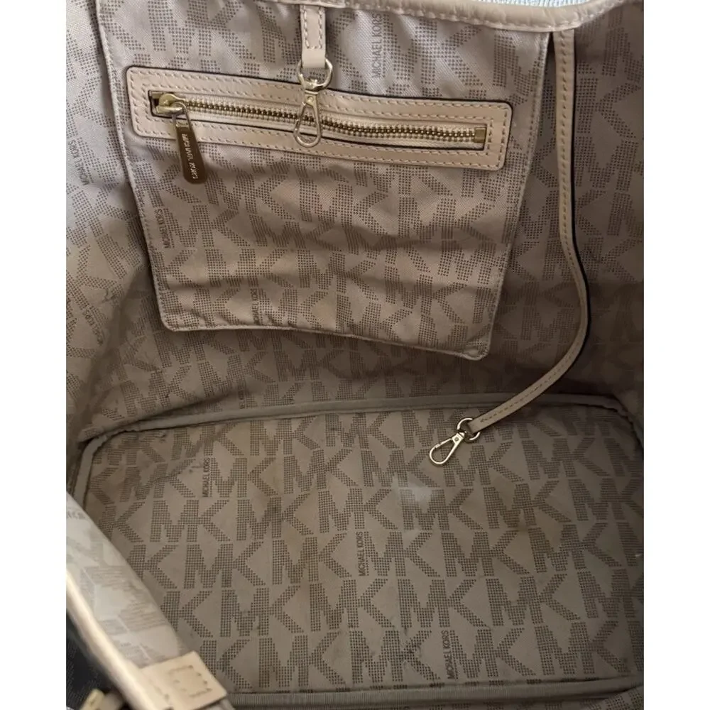 ⁠Michael Kors Tote Bag Brown Signature Monogram Large Purse Gold Charm Jet Set